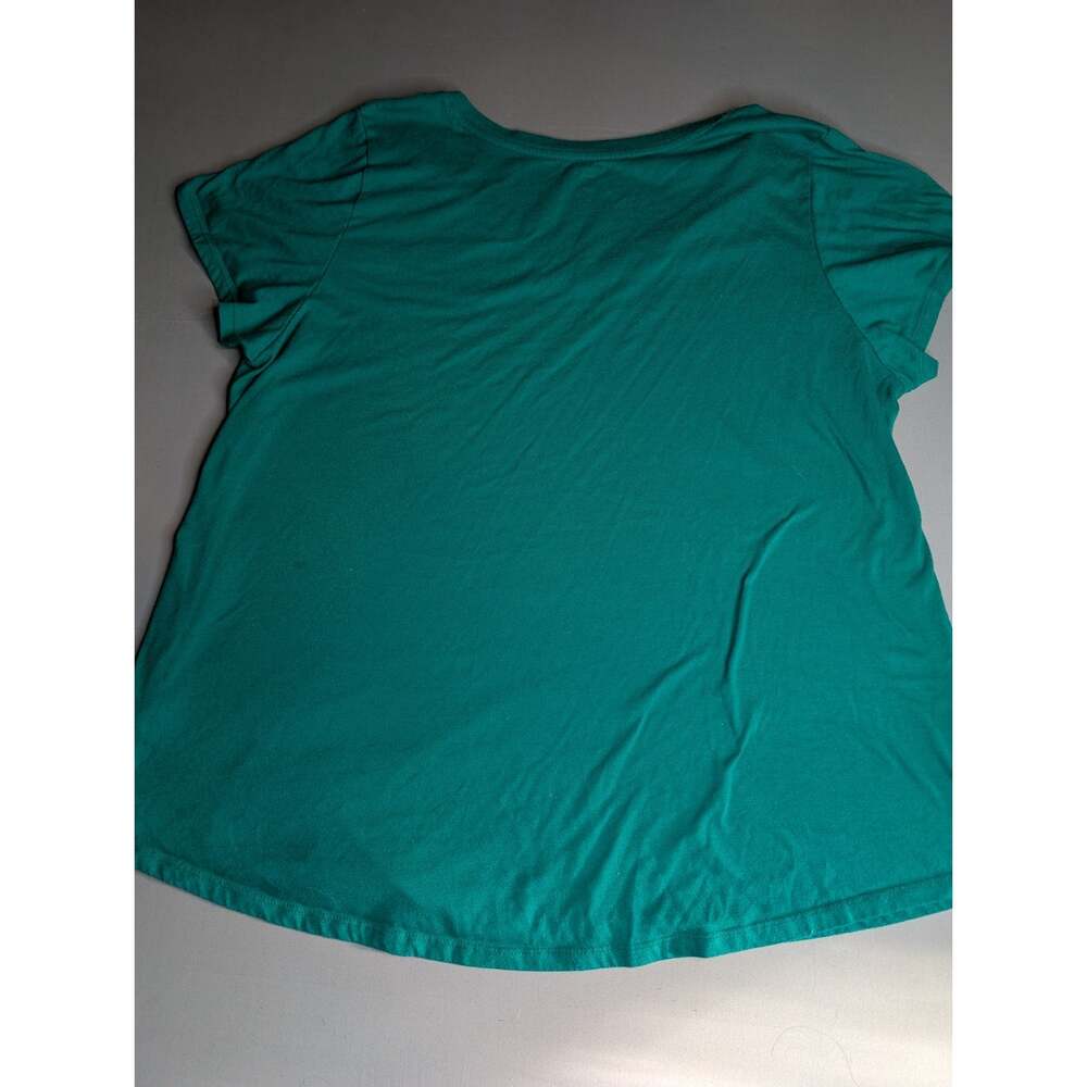 Torrid Classic Fit V Neck T Shirt Green Short Sleeve Size 3 Flowy Lightweight - Picture 10 of 10